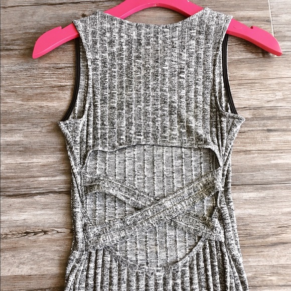 🏷️TRACY - KNITTED HEATHER GREY DRESS - Picture 5 of 7